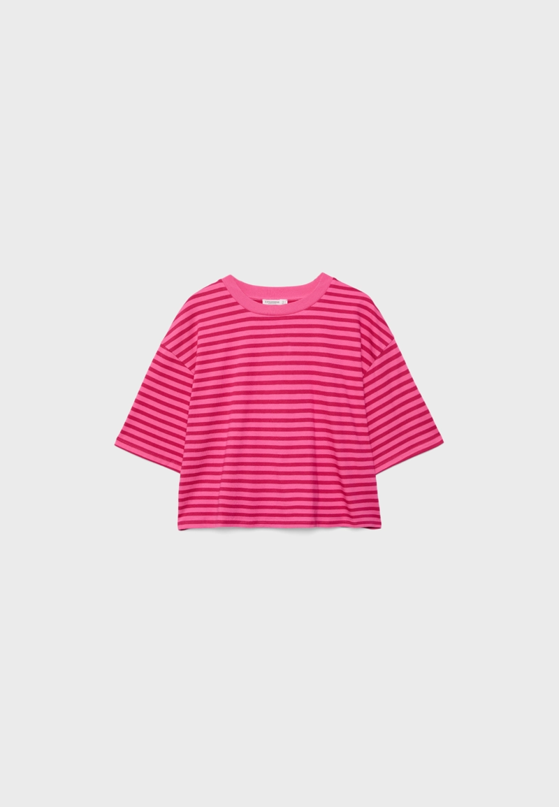 Полосатая футболка с короткими рукавами