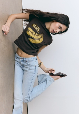 Футболка с банановым принтом- Заказать в России