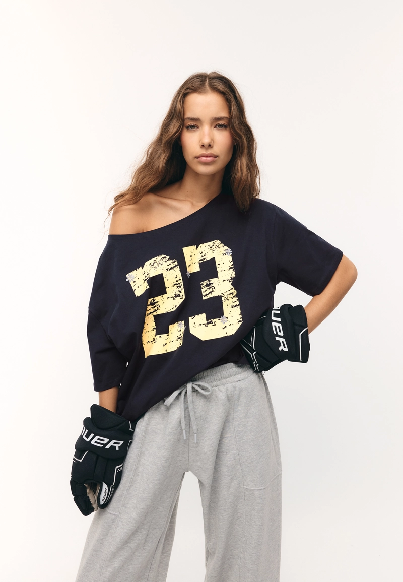 Футболка с короткими рукавами 23