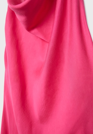 Платье миди с горловиной халтер и открытой спиной- Заказать в России