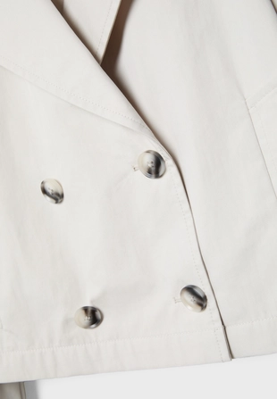 Short doublebreasted trench coat- Заказать в России