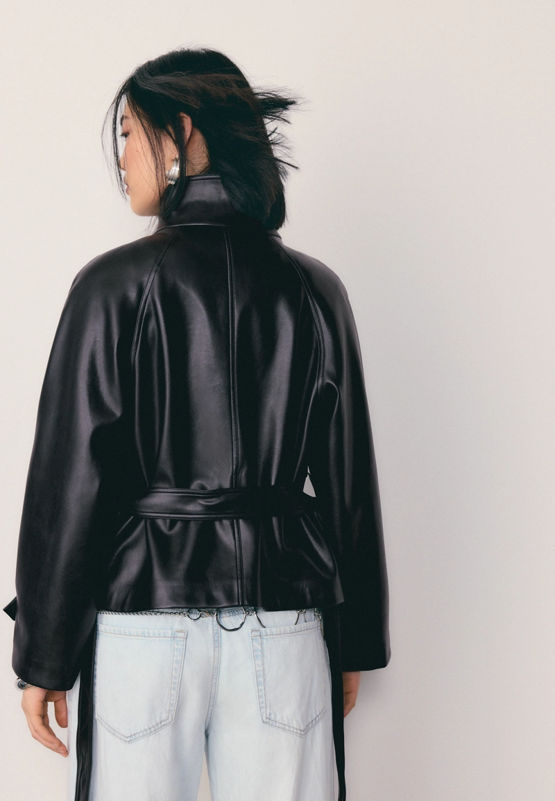 Тренч с высоким воротником из искусственной кожи