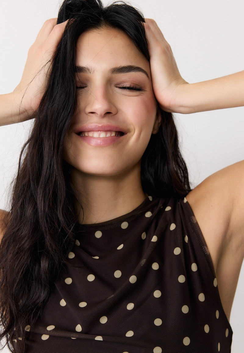 Платье миди без рукавов из полупрозрачной ткани