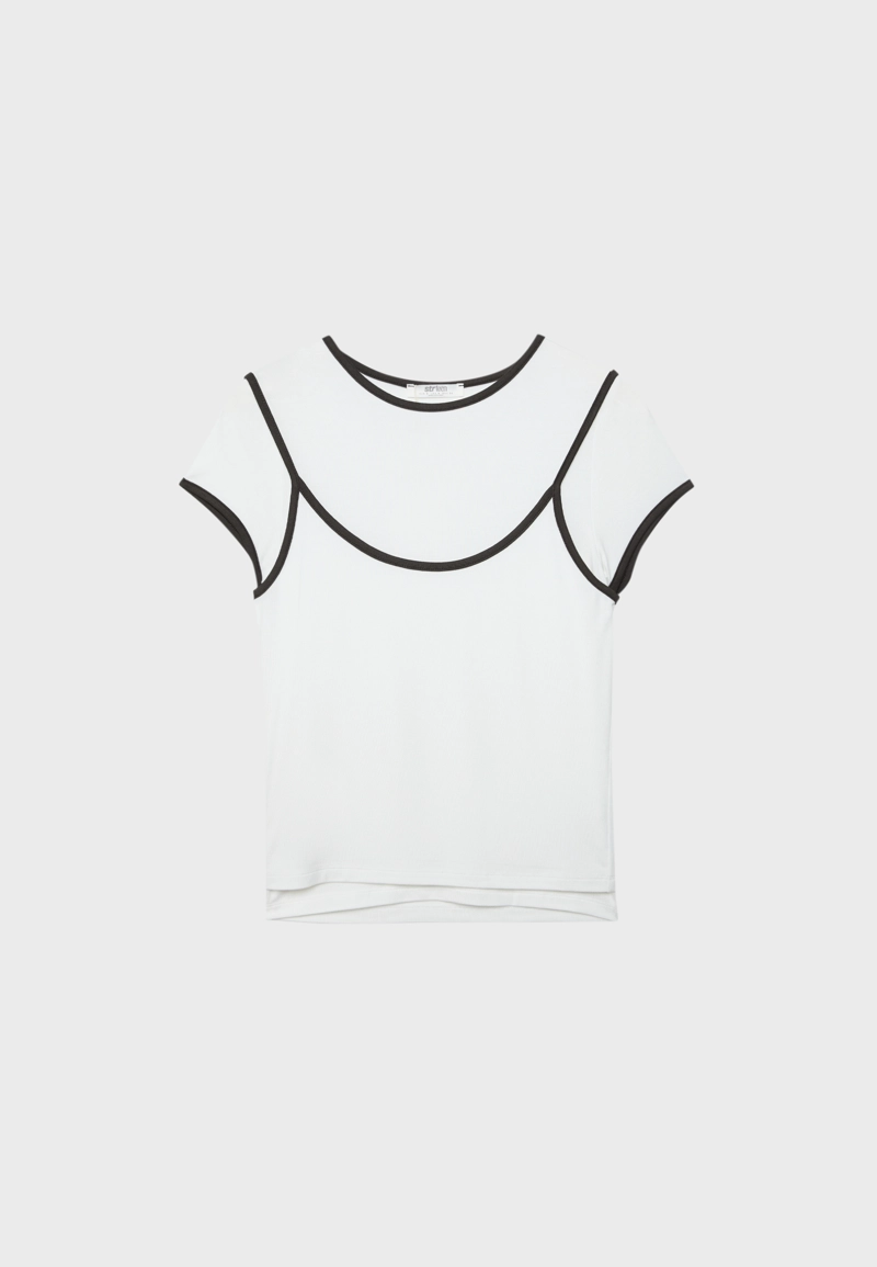 Футболка с контрастными деталями