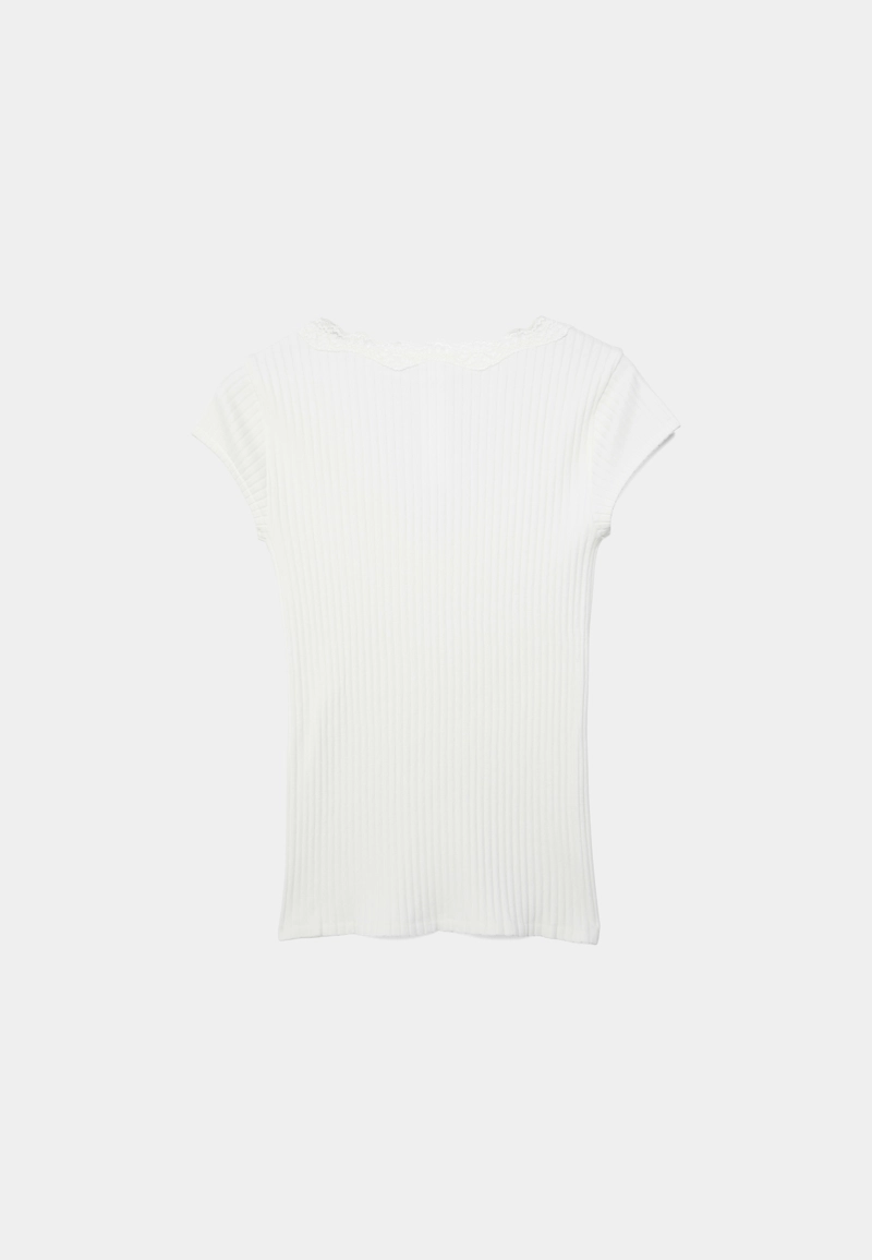 Футболка в рубчик с V-образным вырезом и кружевом