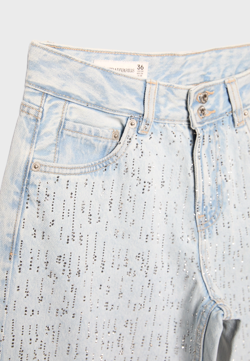 Джинсы с низкой посадкой, широкими штанинами и блестящей отделкой