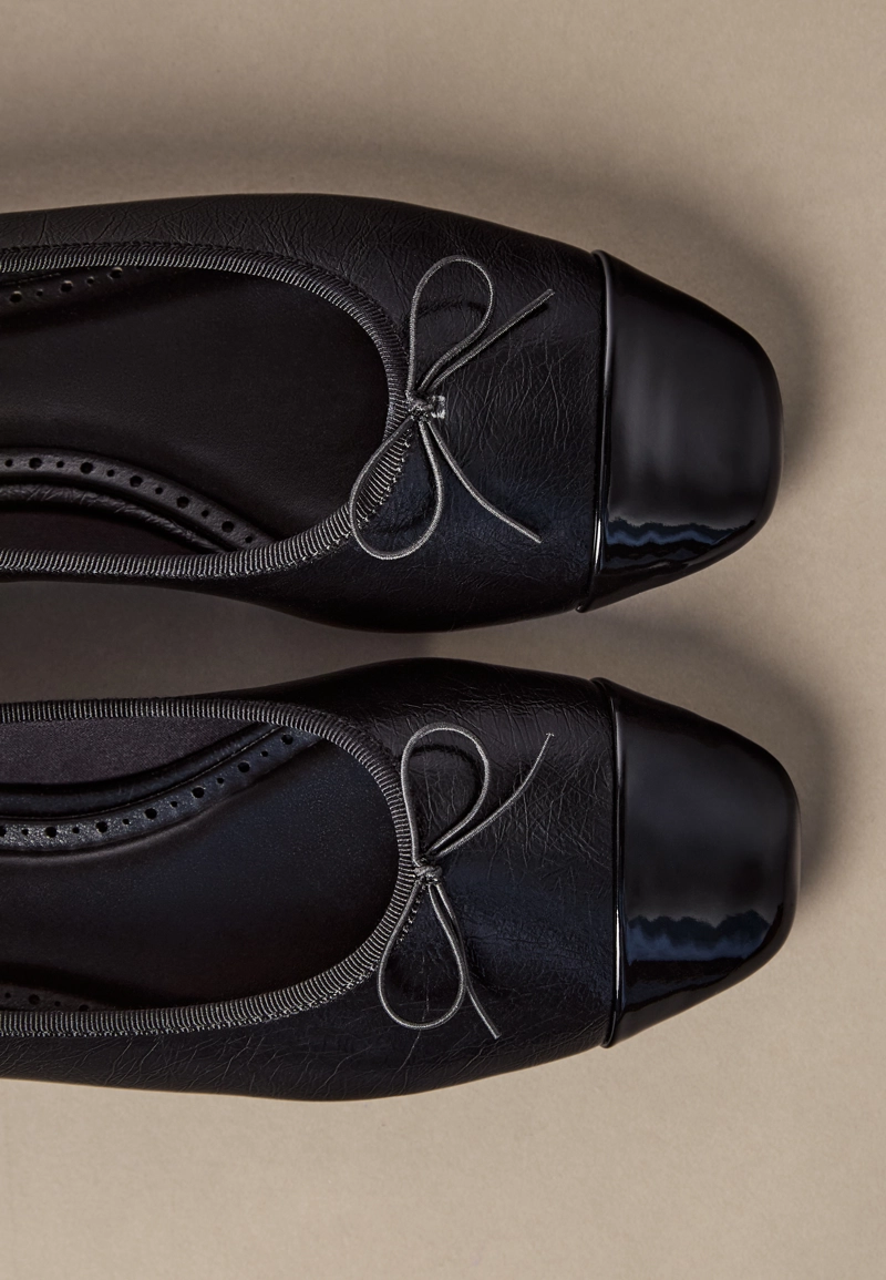 Балетки с бантом на носу