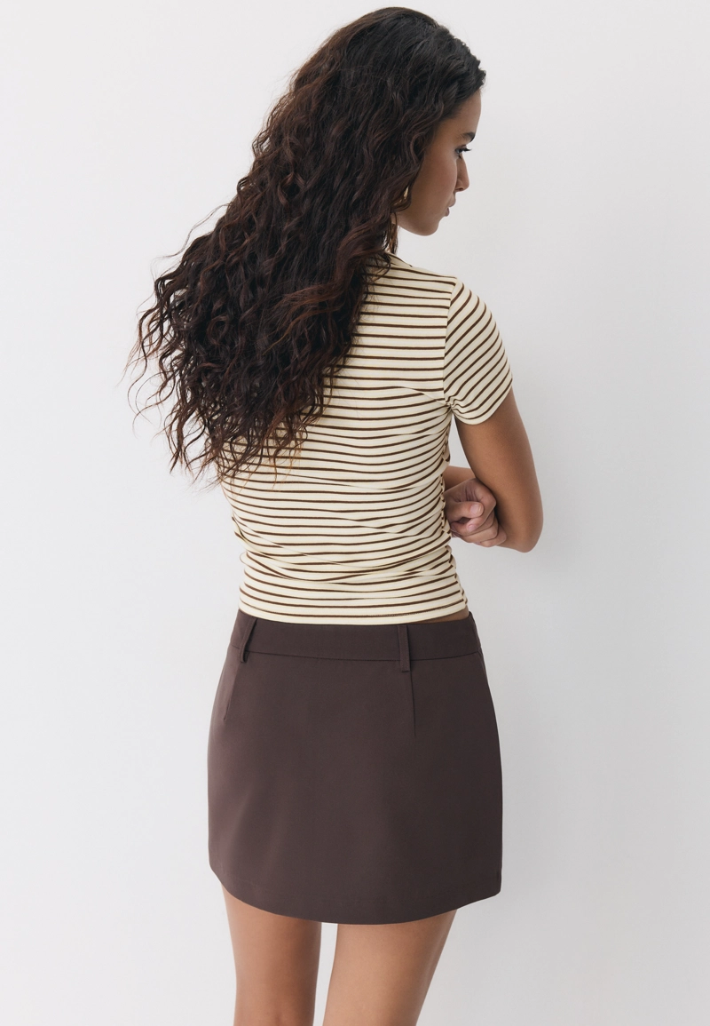 Базовая футболка зауженные в полоску