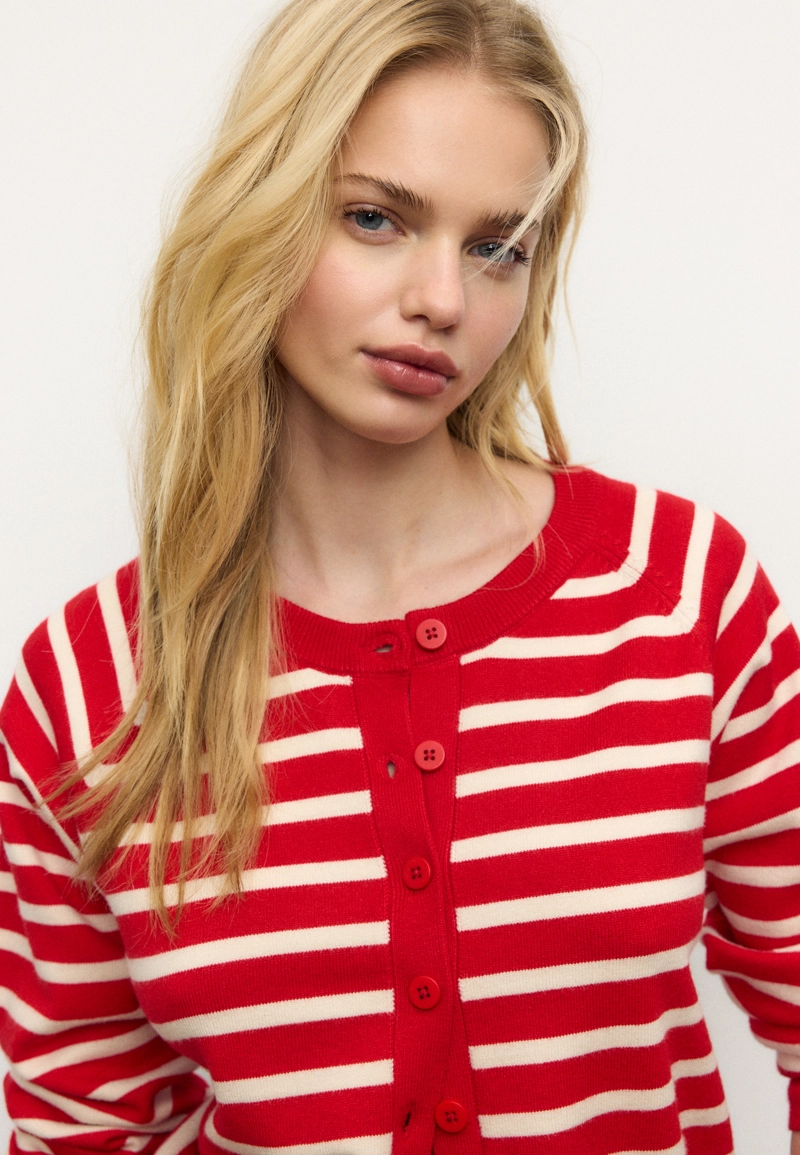 Трикотажный кардиган с пуговицами и рукавами реглан