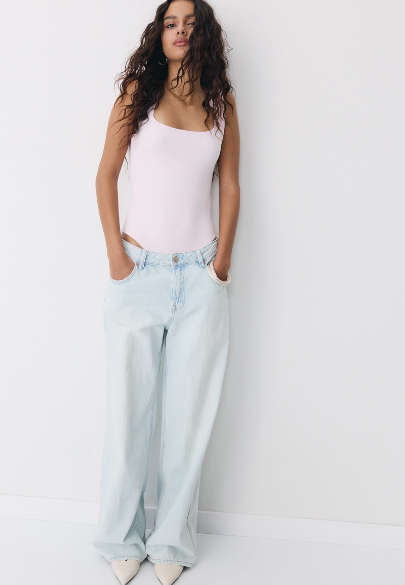 Боди из полиамида с квадратным вырезом