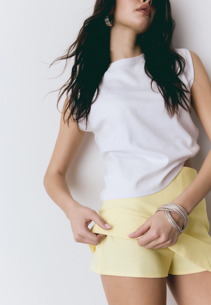 Юбка-шорты с боковым разрезом