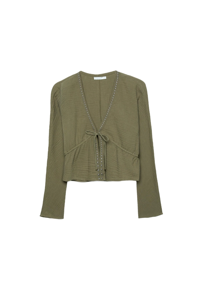 Рубашка с открытыми заклепками