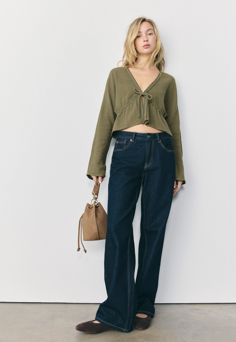 Рубашка с открытыми заклепками