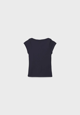 Базовая футболка с вырезом «лодочка»- Заказать в России