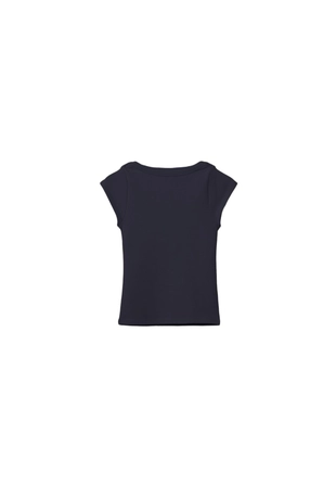 Базовая футболка с вырезом «лодочка»- Заказать в России