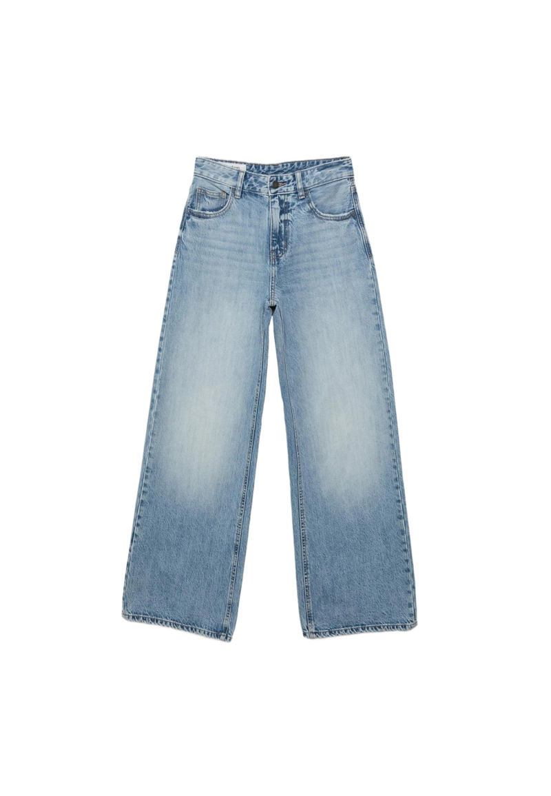 Джинсы свободного кроя