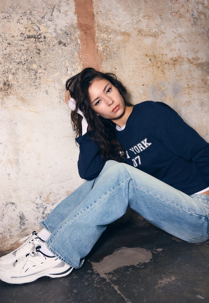 Джинсы-стрейт с низкой посадкой