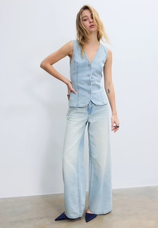 Приталенный джинсовый топ- Заказать в России