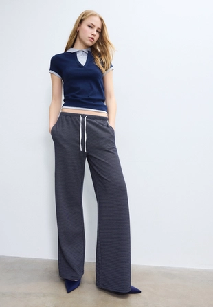 Брюки-джоггеры свободного кроя в полоску- Заказать в России