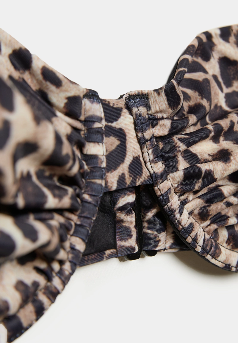 Бюстгальтер бикини балконет с анималистическим принтом