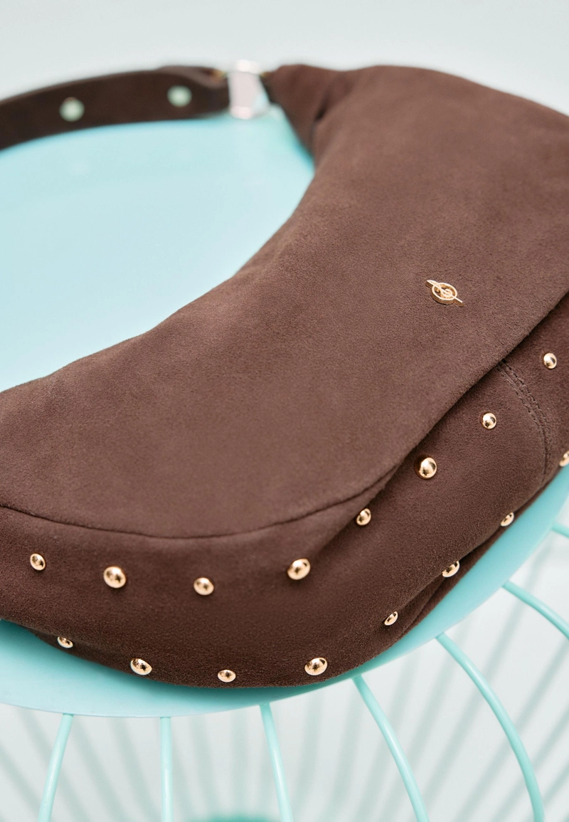 Сумка на плечо с заклепками, 100% кожа