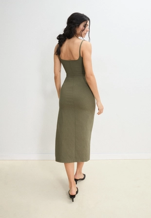 Платье миди из бенгалина с квадратным вырезом- Заказать в России