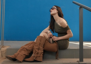 Сумка на плечо с боковой бахромой- Заказать в России