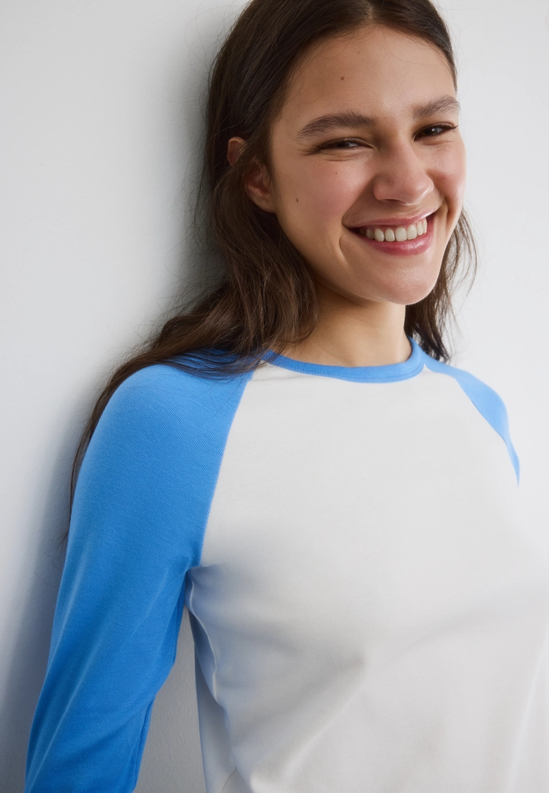 Бейсбольная футболка