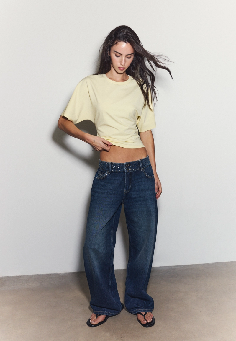 Футболка с короткими рукавами в японском стиле