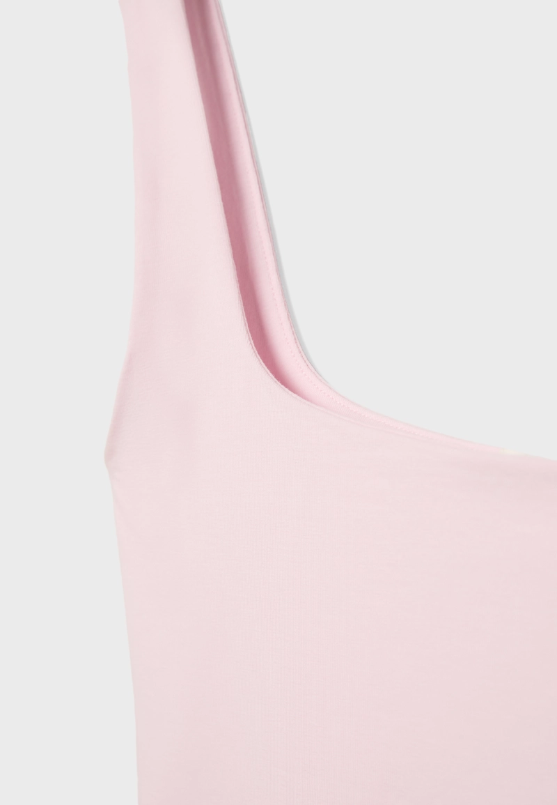 Майка с широкими бретелями