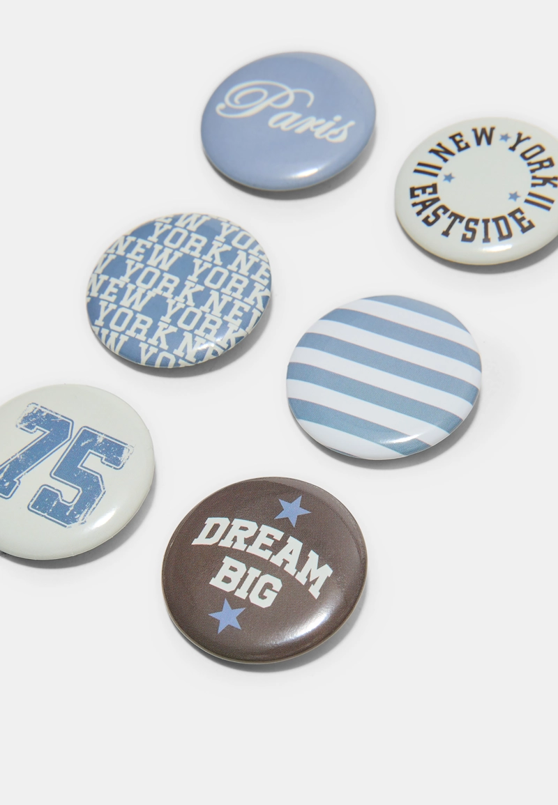 Набор из 6 значков