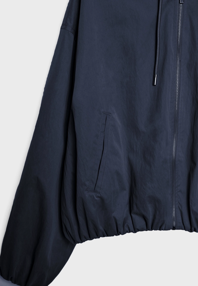 Базовая куртка из нейлона с капюшоном