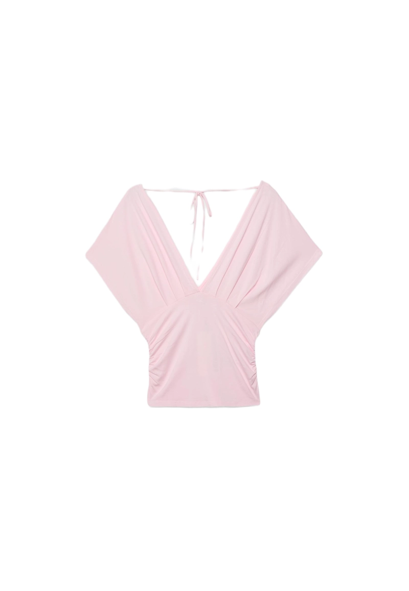 Футболка с V-образным вырезом