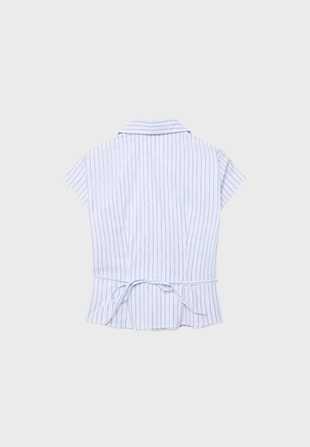 Рубашка с короткими рукавами и вырезом на груди- Заказать в России