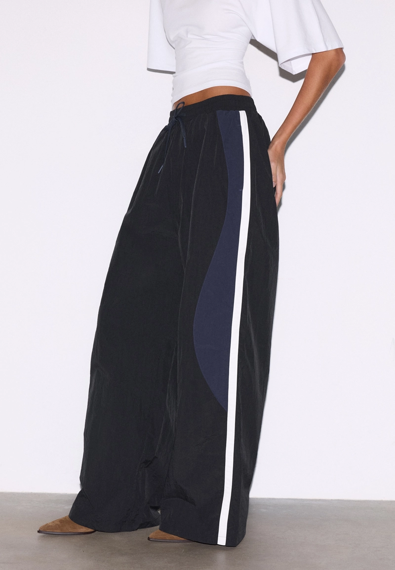 Высокотехнологичные брюки