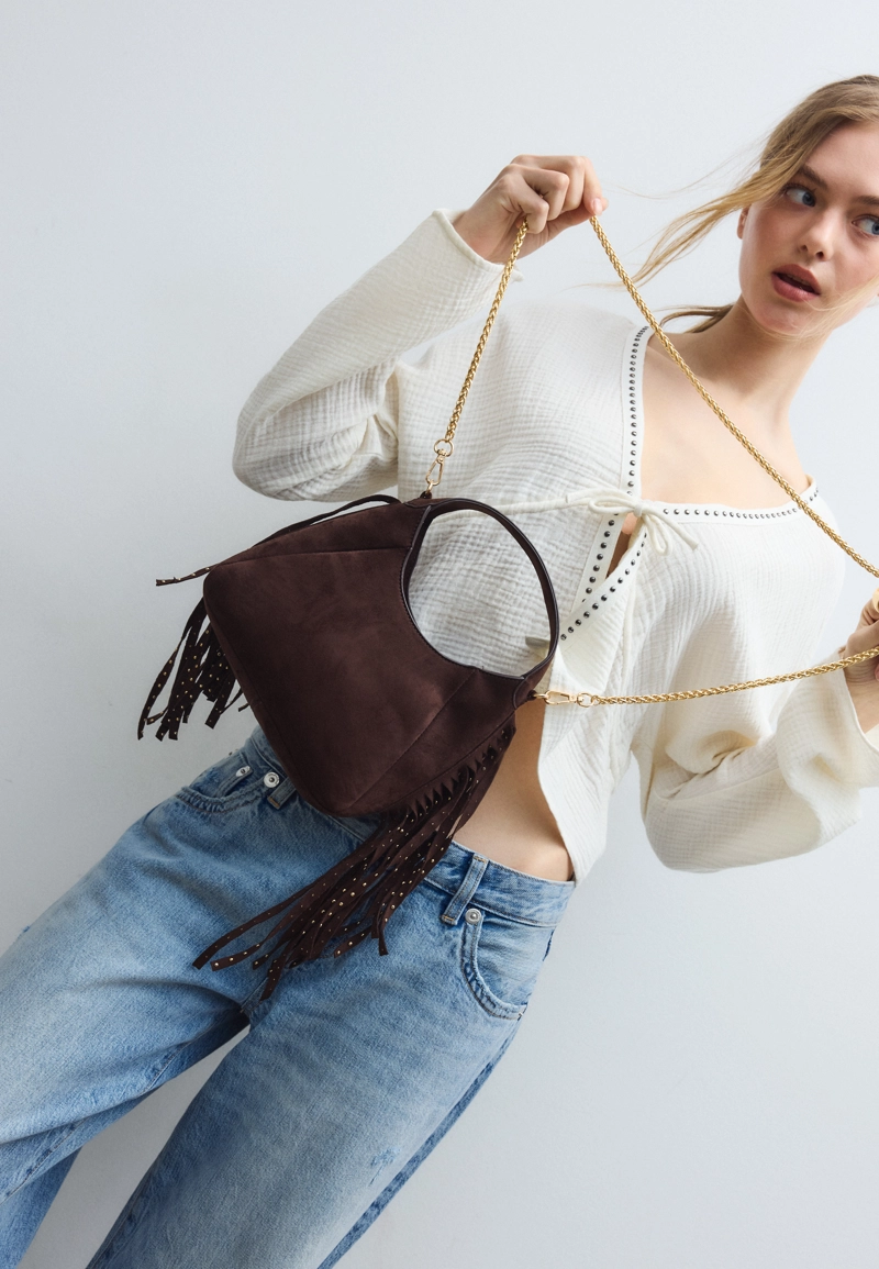 Сумка на плечо с боковой бахромой