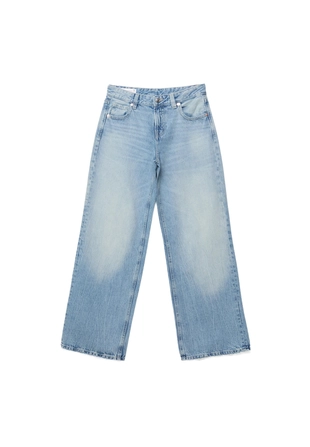 Джинсы с низкой посадкой и широкими штанинами со звездой- Заказать в России