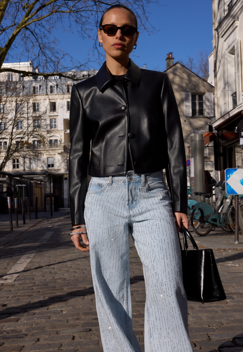 Укороченный пиджак из искусственной кожи