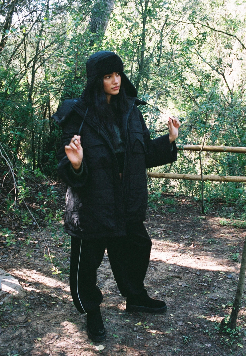 Брюки-джоггеры с кантом