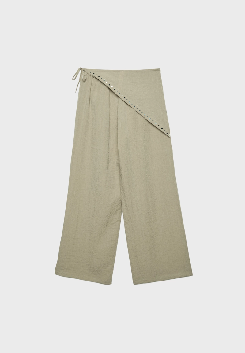 Брюки-платок свободного кроя