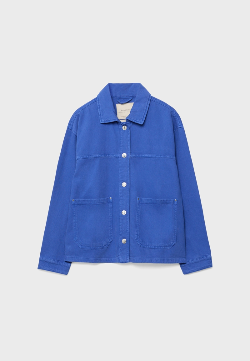 Джинсовая куртка с накладными карманами