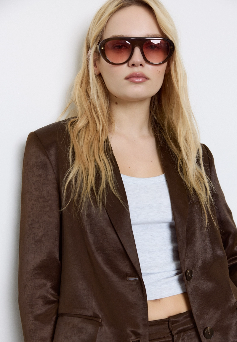 Атласный пиджак