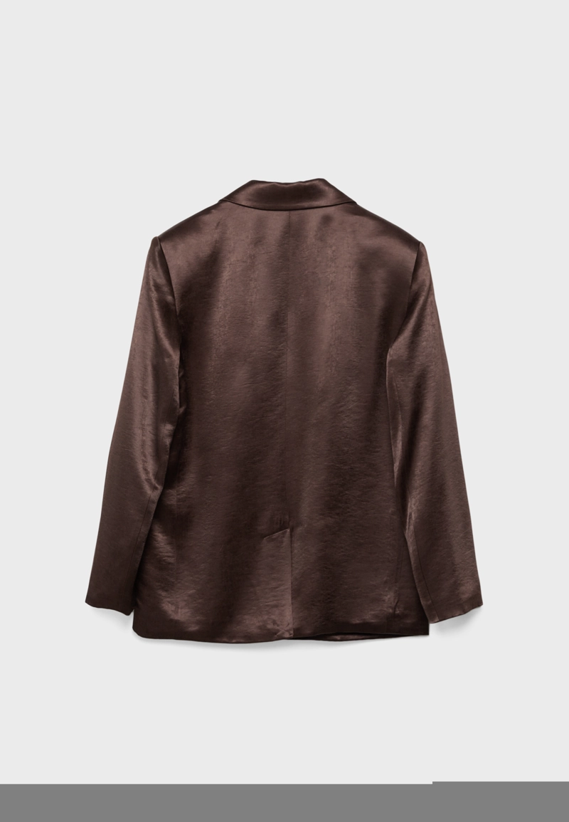 Атласный пиджак