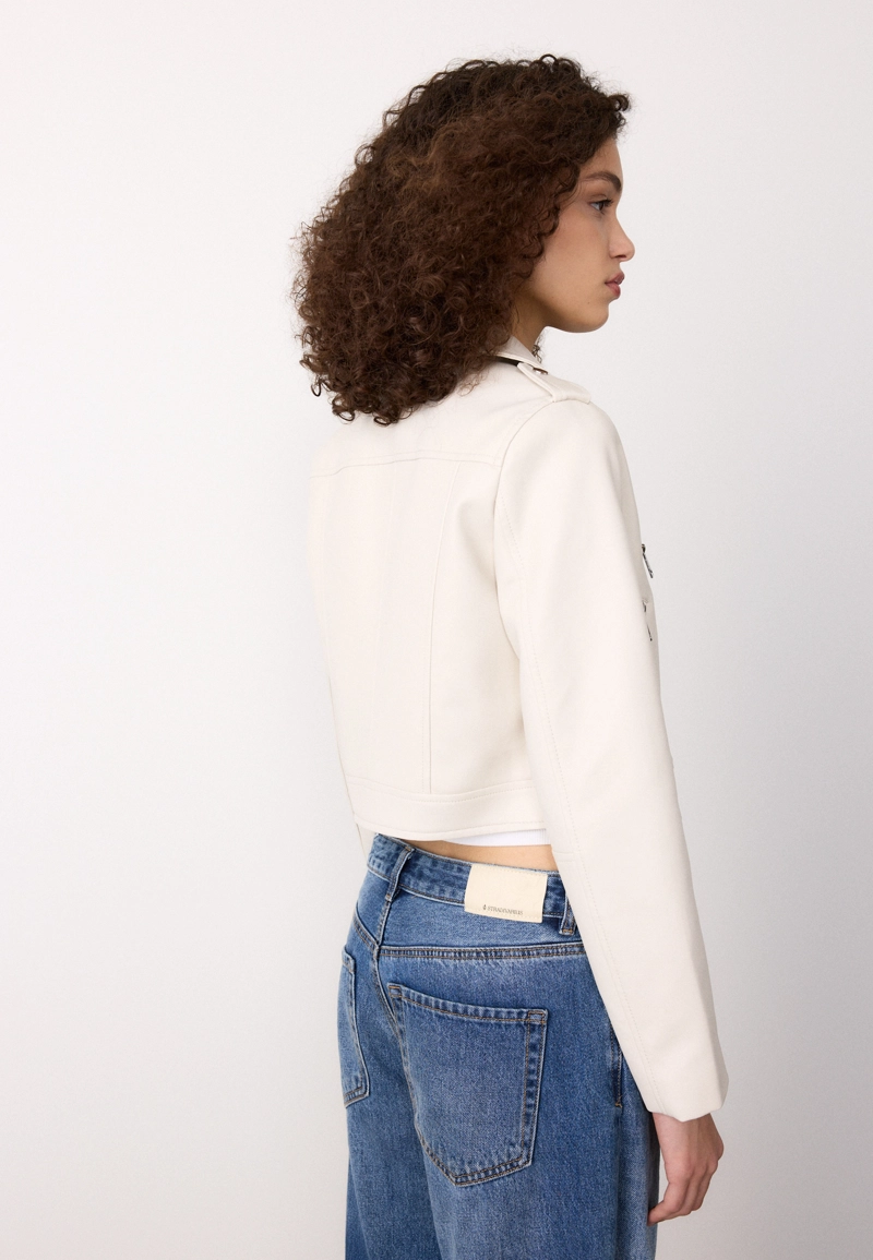 Куртка-косуха с поясом из искусственной кожи