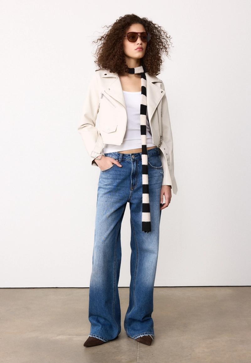 Куртка-косуха с поясом из искусственной кожи