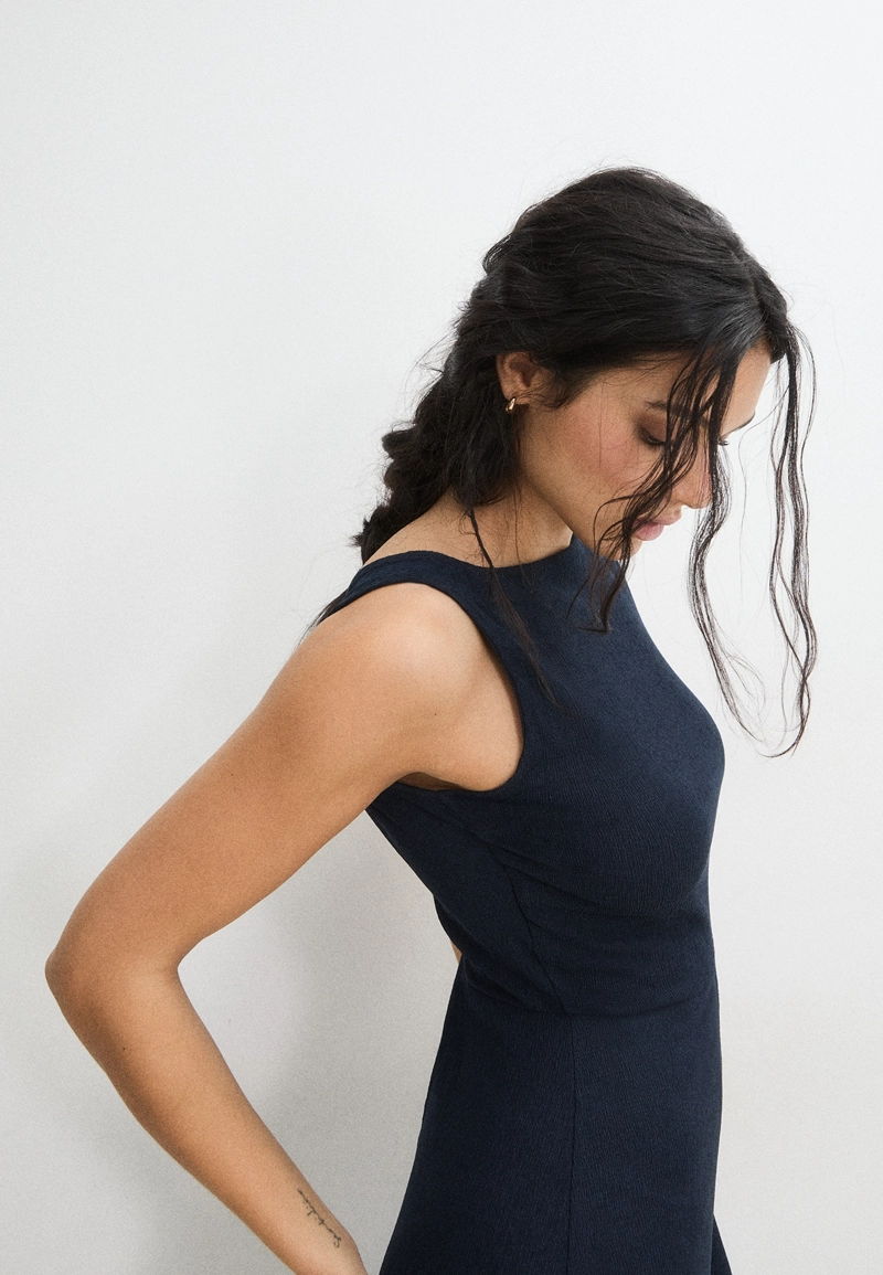 Длинный прямой комбинезон без рукавов