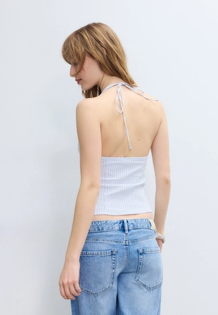 Топ из бенгалина с горловиной халтер- Заказать в России