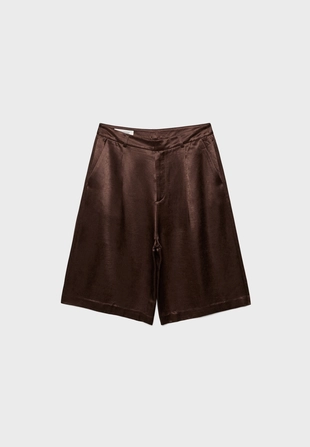 Атласные шорты с защипами- Заказать в России