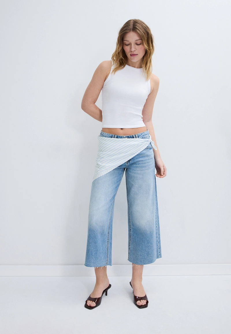 Джинсы-кюлоты с платком