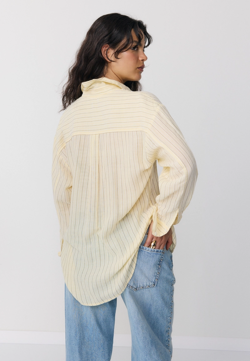 Базовая рубашка из двух видов ткани